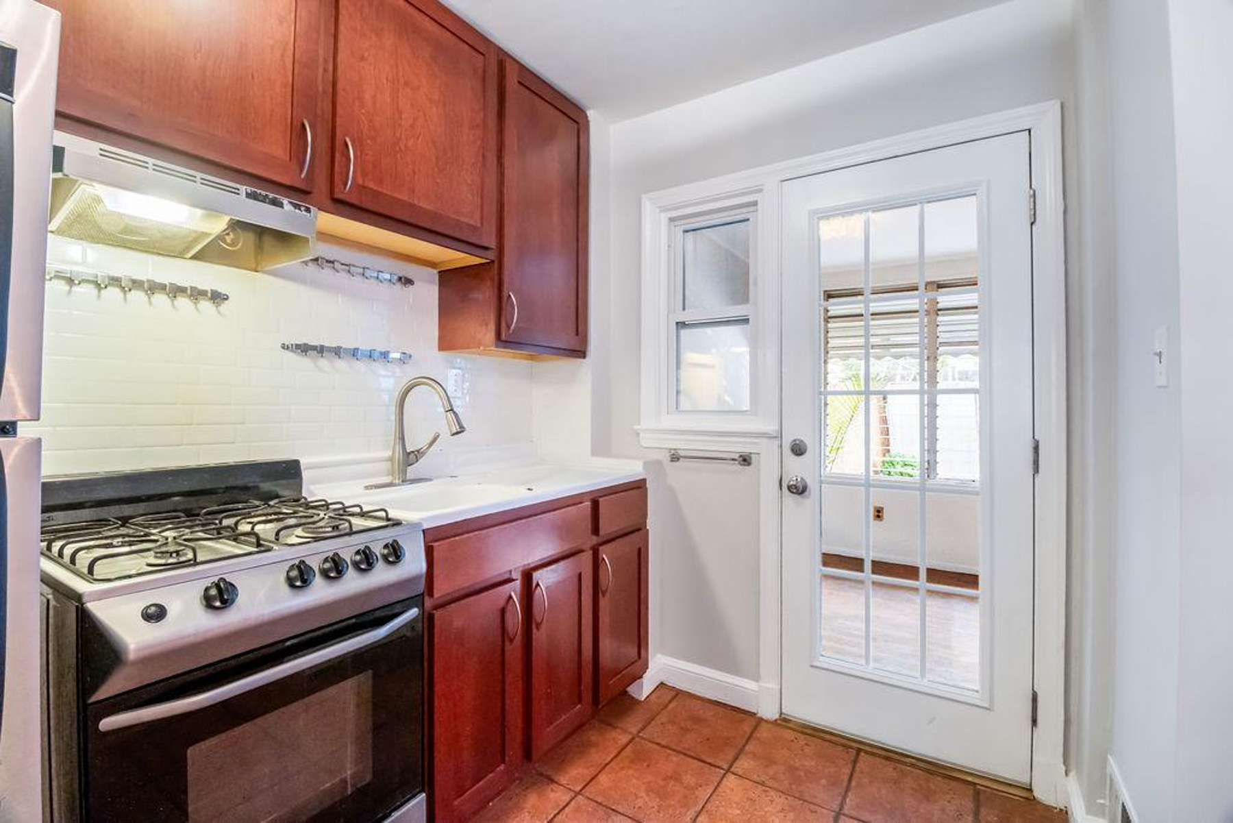  707 Burns Street SE, Washington, DC, 20019 - 物件實景