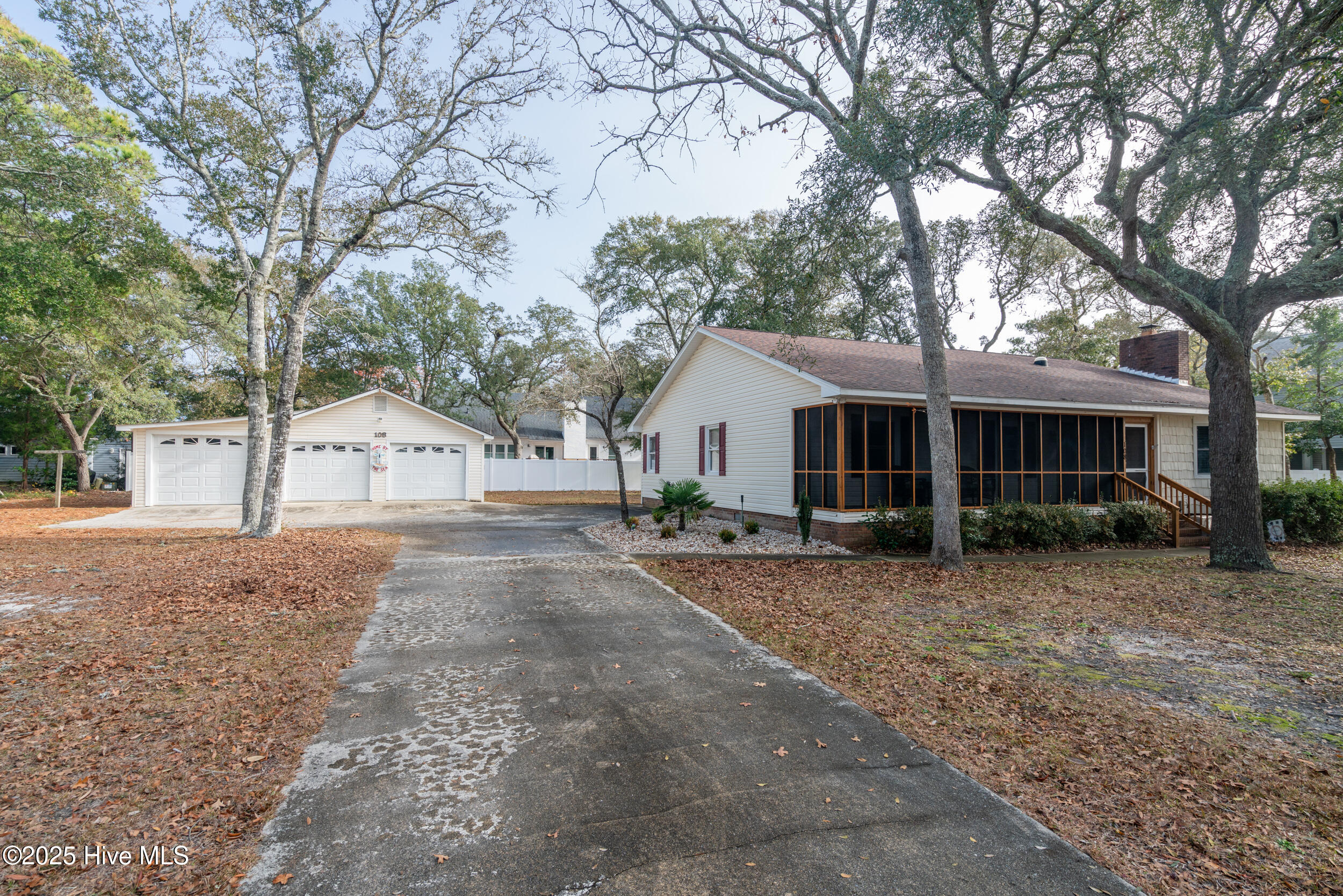 Oak Island, North Carolina, 28465, United States, 3 Bedrooms Bedrooms, ,2 BathroomsBathrooms,Residential,For Sale,1876961