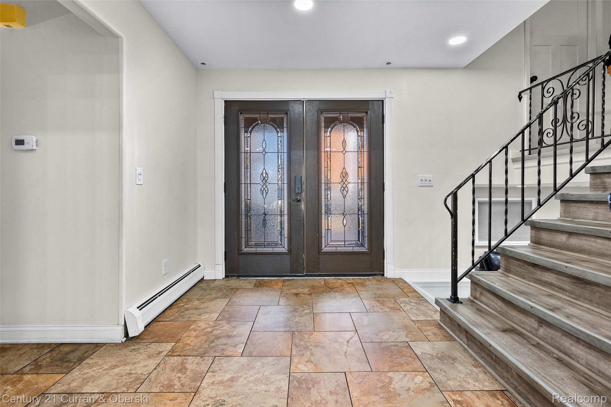 Dearborn Heights, Michigan, 48127, United States, 4 Bedrooms Bedrooms, ,4 BathroomsBathrooms,Residential,For Sale,1988554