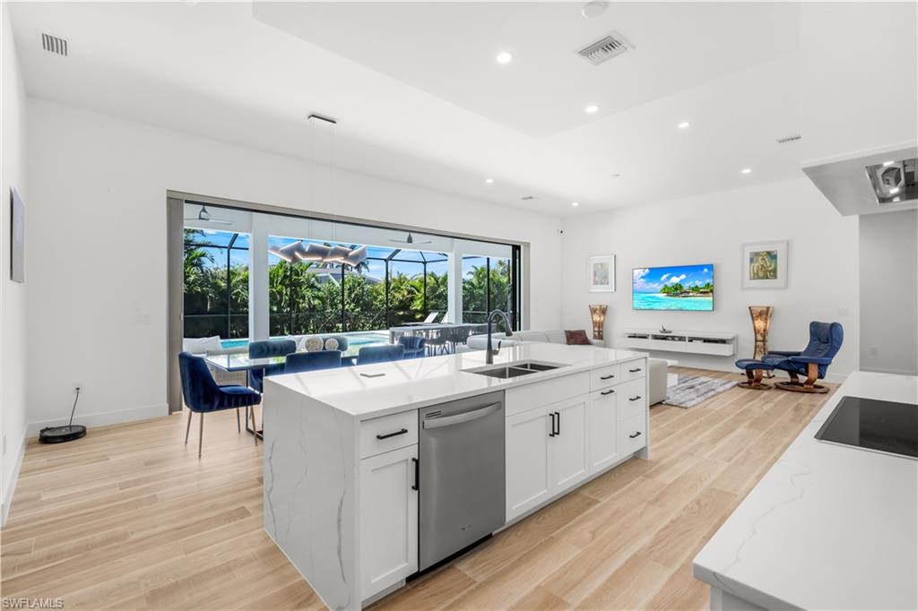 Cape Coral, Florida, 33914, United States, 3 Bedrooms Bedrooms, ,2 BathroomsBathrooms,Residential,For Sale,1737746