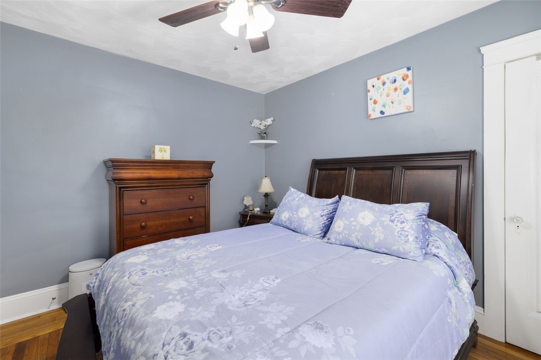 Cranston, Rhode Island, 02910, United States, 3 Bedrooms Bedrooms, ,3 BathroomsBathrooms,Residential,For Sale,1969292