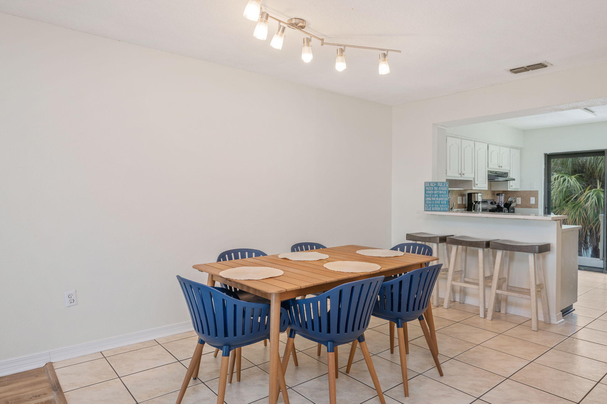 Navarre, Florida, 32566, United States, 2 Bedrooms Bedrooms, ,2 BathroomsBathrooms,Residential,For Sale,1989552