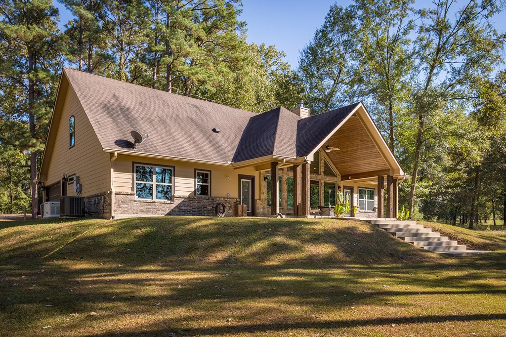 Etoile, Texas, 75944, United States, 3 Bedrooms Bedrooms, ,2 BathroomsBathrooms,Residential,For Sale,1989857