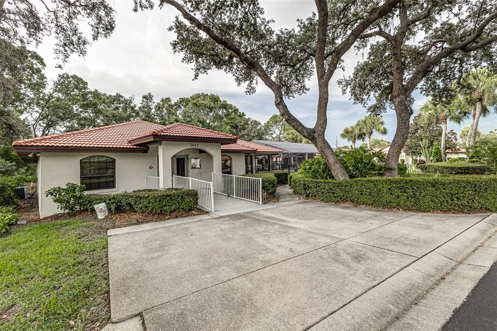 Lake Wales, Florida, 33898, United States, 2 Bedrooms Bedrooms, ,4 BathroomsBathrooms,Residential,For Sale,1908279