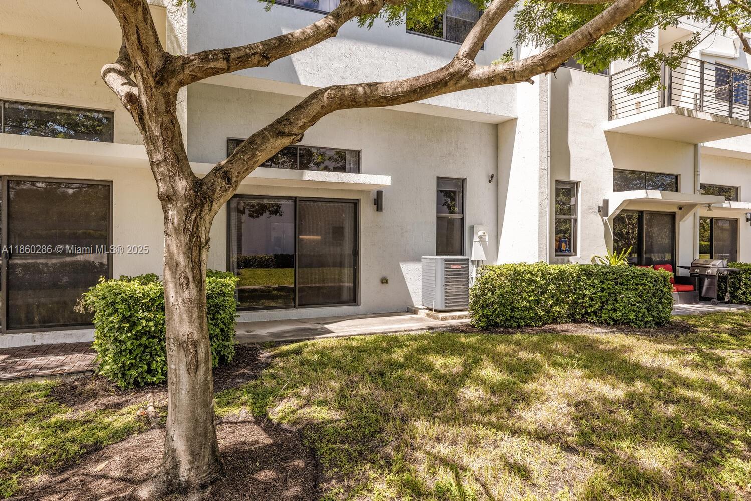 Plantation, Florida, 33317, United States, 3 Bedrooms Bedrooms, ,3 BathroomsBathrooms,Residential,For Sale,1919824