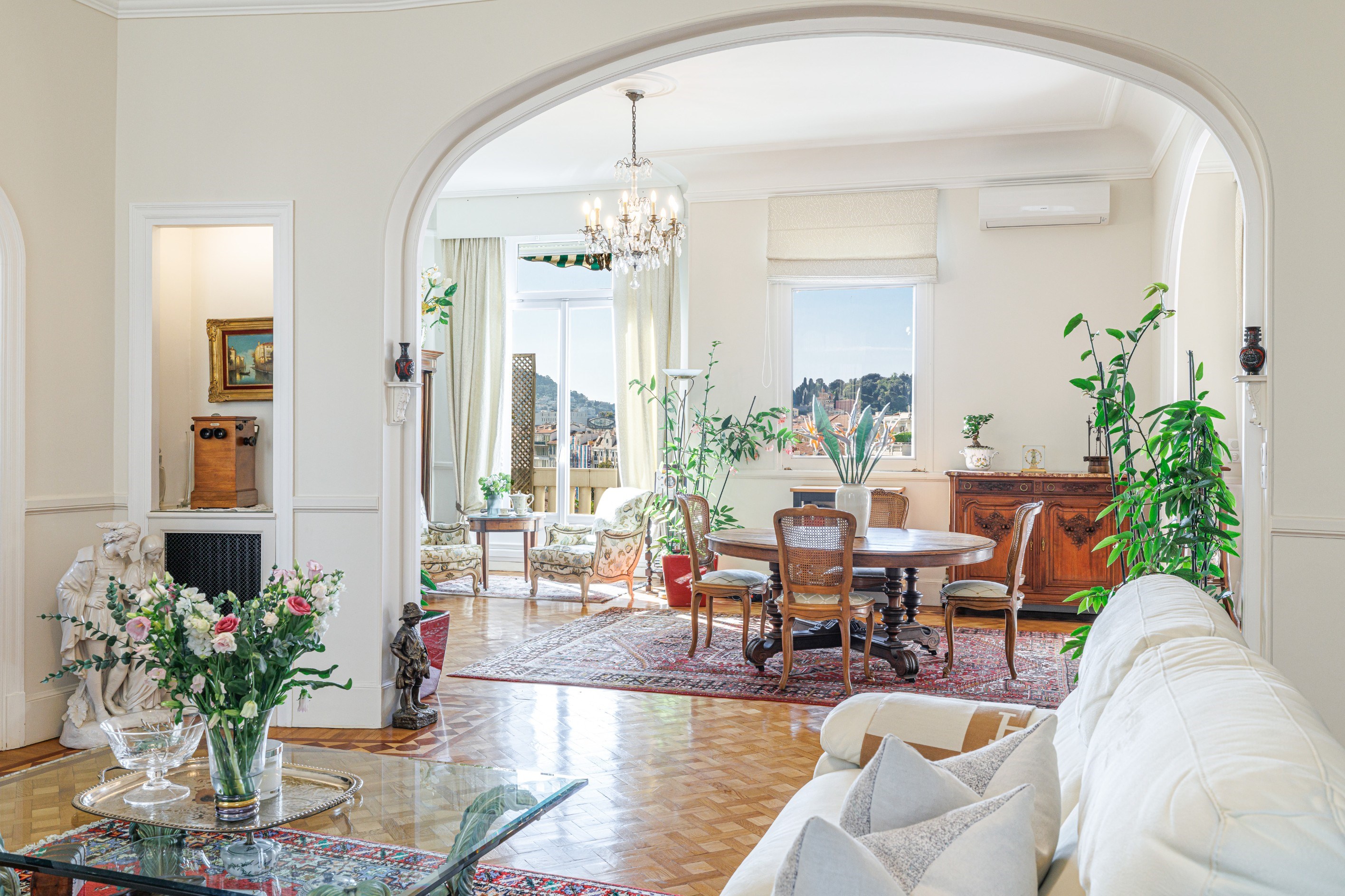  Top floor Art Deco apartment with 5 bedrooms in Nice Carabacel - 物件實景