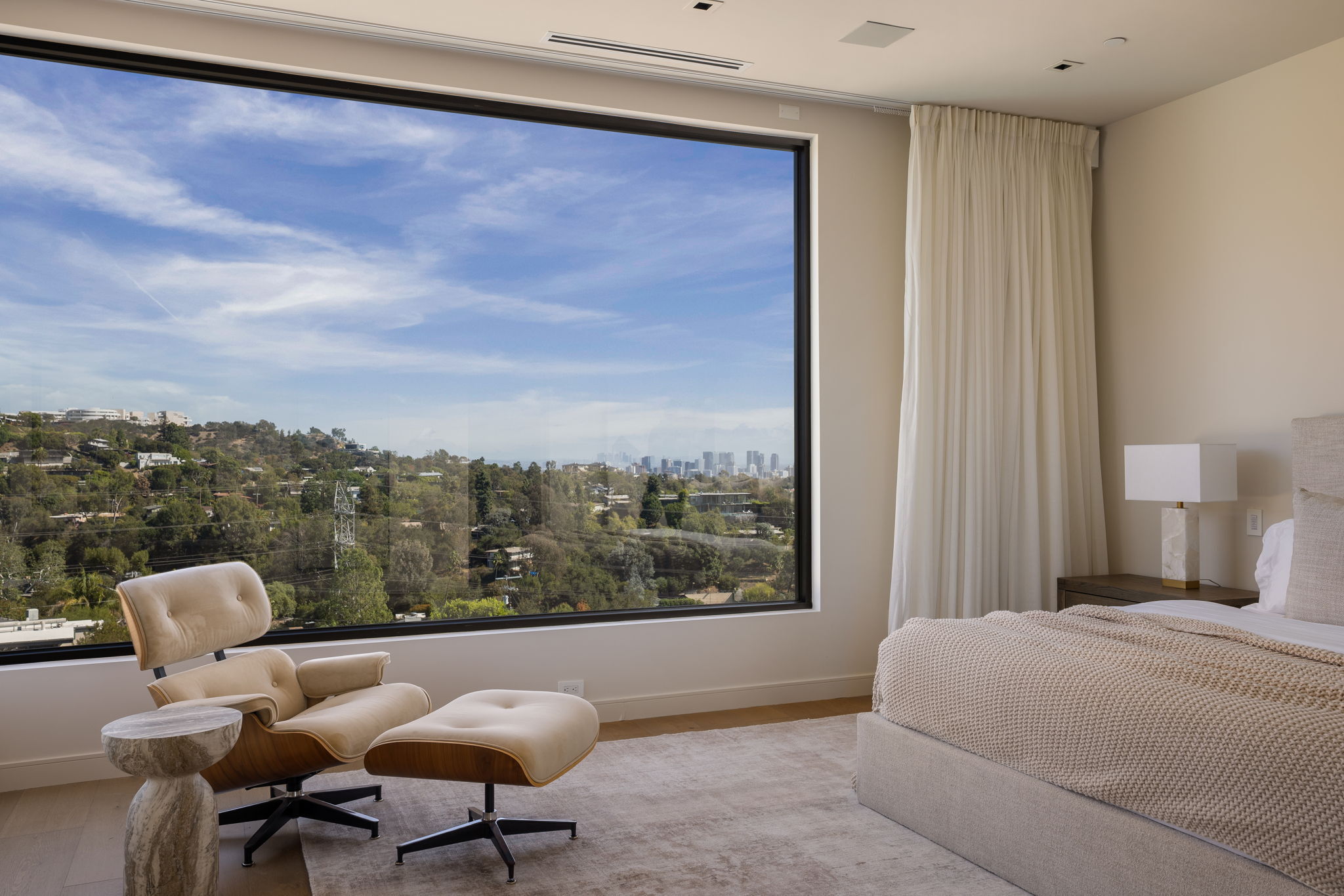  816 Glenmere Way - 物件實景