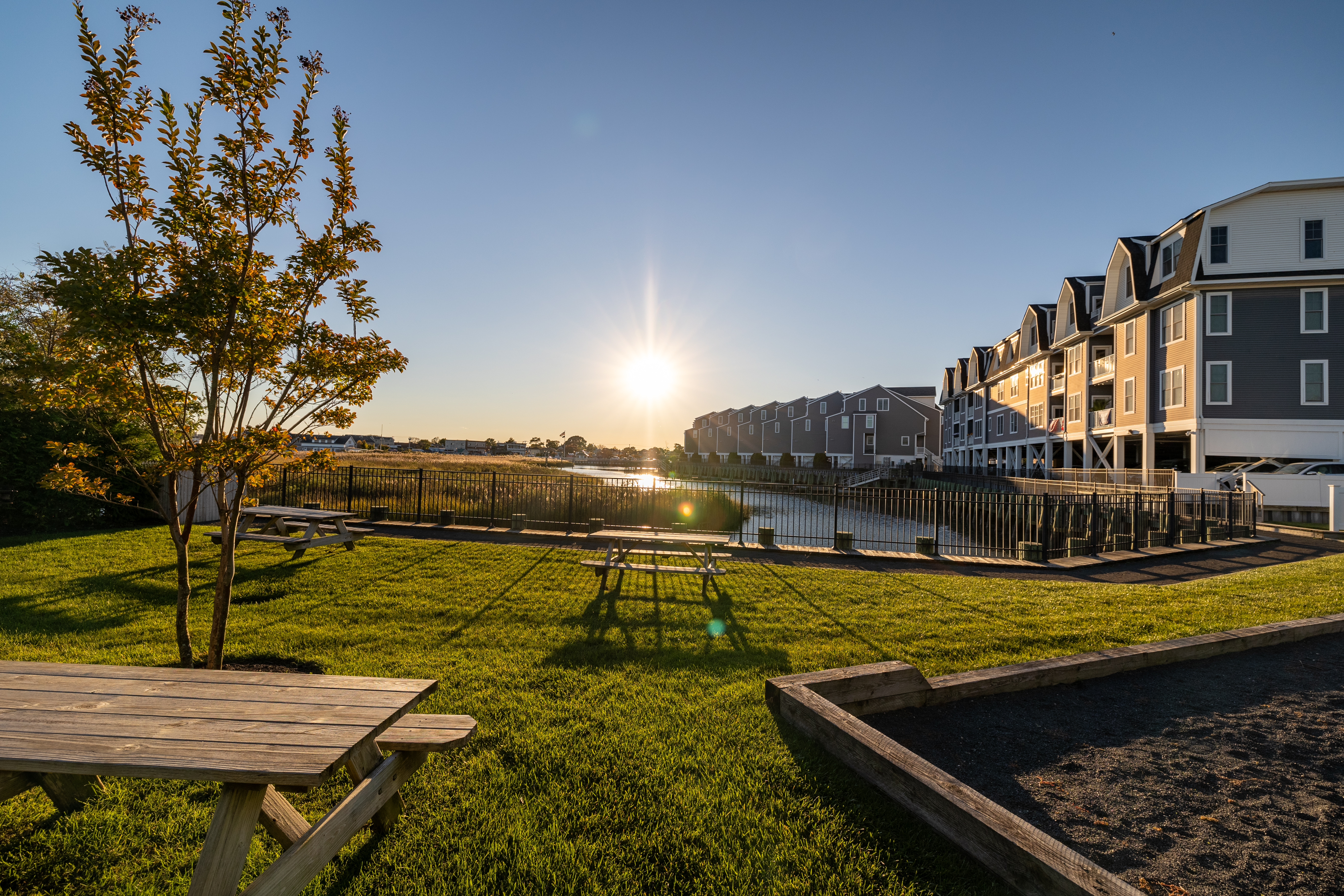  631 Marina Pointe Drive, East Rockaway, NY, 11518 - 物件實景