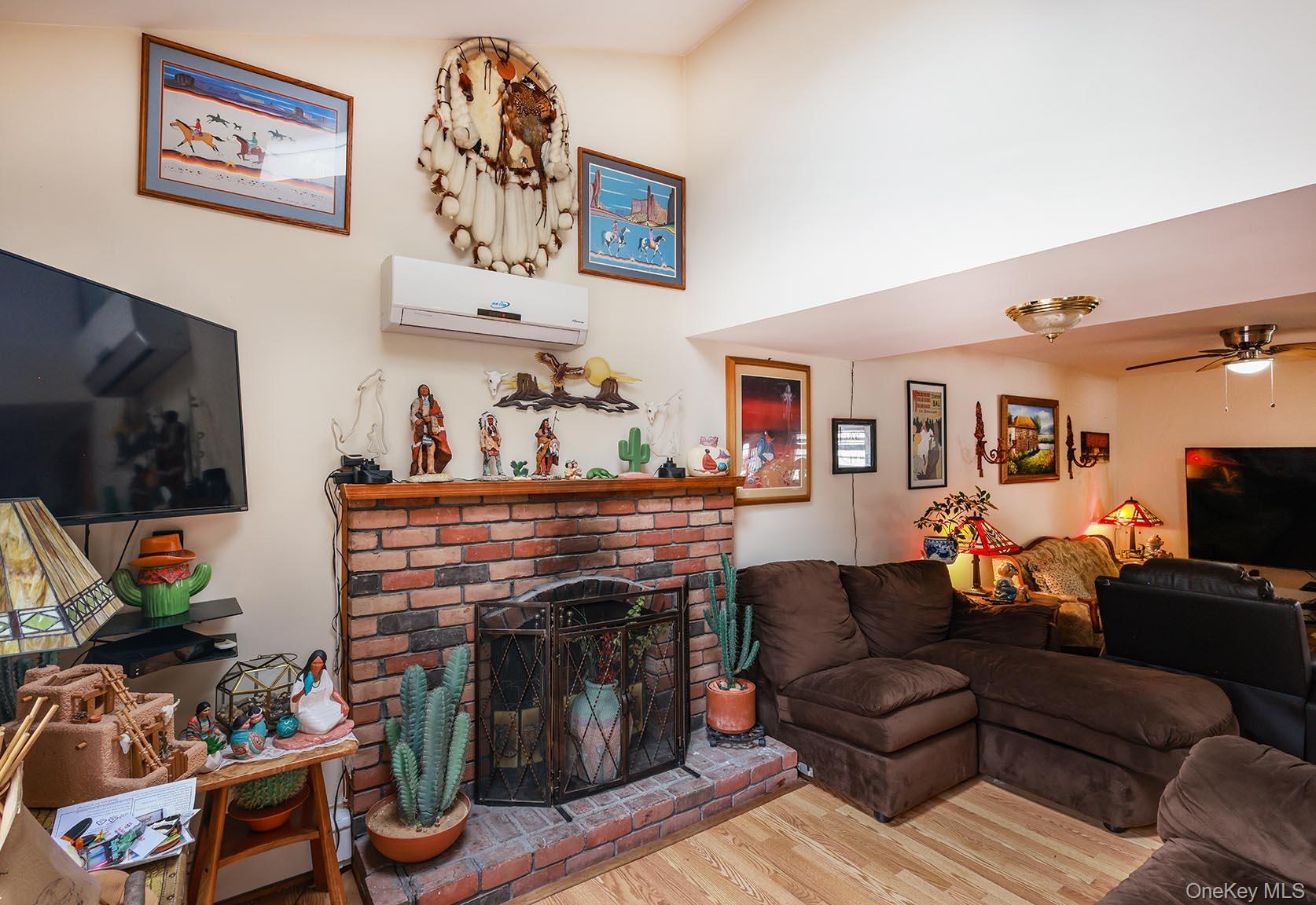 Shirley, New York, 11967, United States, 4 Bedrooms Bedrooms, ,4 BathroomsBathrooms,Residential,For Sale,1901619