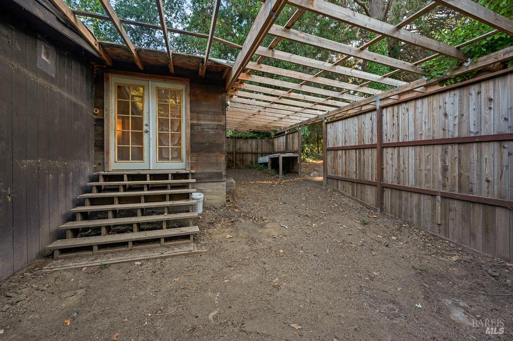 Sebastopol, California, 95472, United States, 3 Bedrooms Bedrooms, ,3 BathroomsBathrooms,Residential,For Sale,1938553