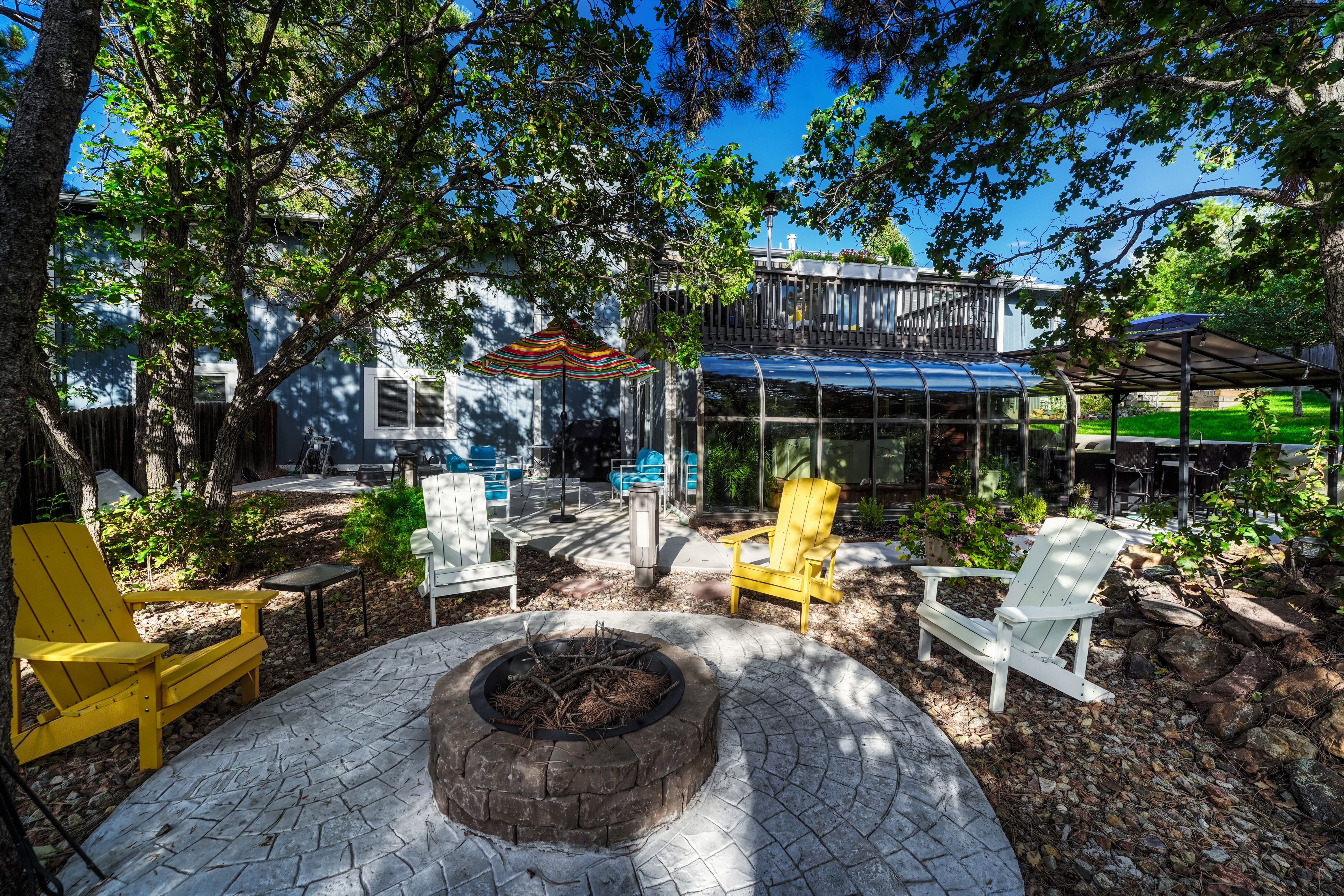  Renovated Ranch with Outdoor Living - 物件實景