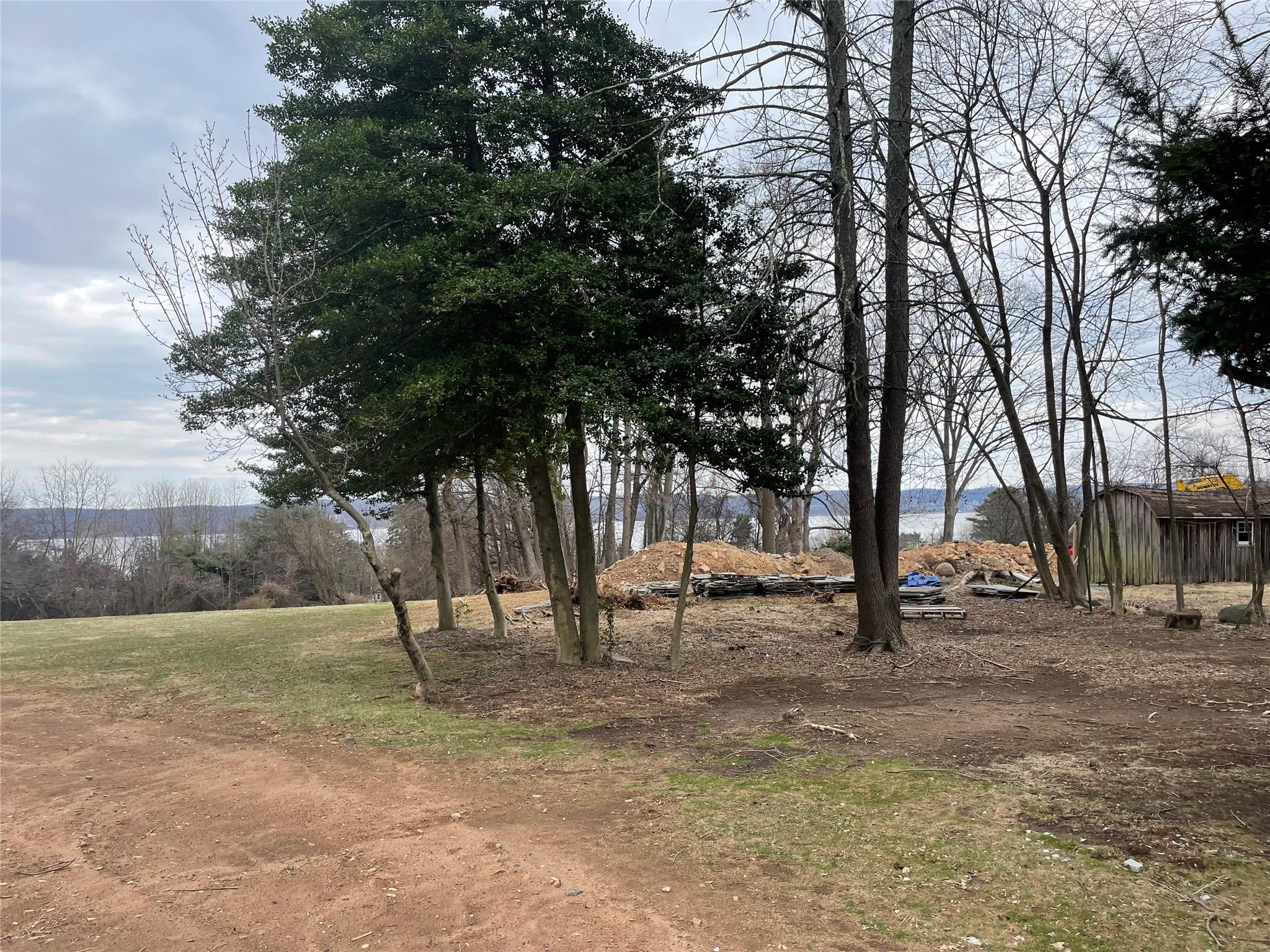 Nyack, New York, 10960, United States, 4 Bedrooms Bedrooms, ,5 BathroomsBathrooms,Residential,For Sale,1976338