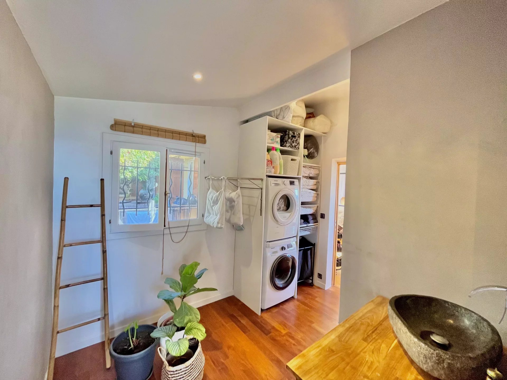Cap-d'Ail, Provence-Alpes-Côte d?Azur, 06320, FR, 2 Bedrooms Bedrooms, ,2 BathroomsBathrooms,Residential,For Sale,1672096