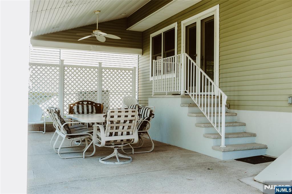 Wood Ridge, New Jersey, 07075, United States, 3 Bedrooms Bedrooms, ,3 BathroomsBathrooms,Residential,For Sale,1982393