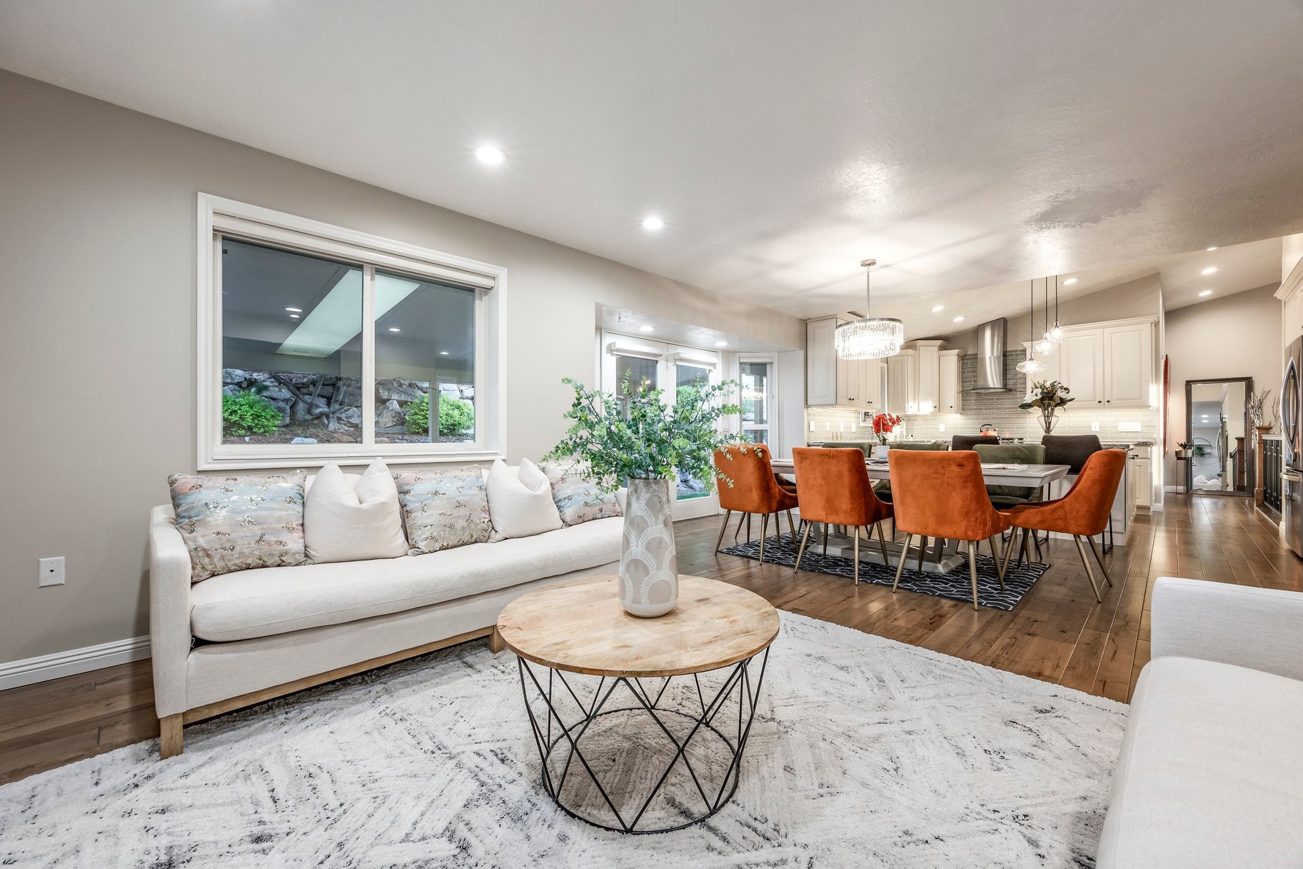  Farmington Rambler on Private Half-Acre with Incredible Views - 物件實景