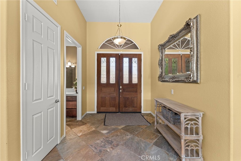 Yucaipa, California, 92399, United States, 4 Bedrooms Bedrooms, ,3 BathroomsBathrooms,Residential,For Sale,1895325