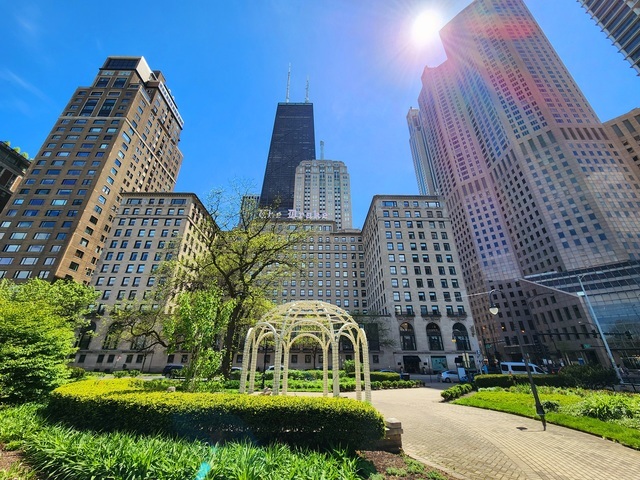 Chicago, Illinois, 60611, United States, 2 Bedrooms Bedrooms, ,3 BathroomsBathrooms,Residential,For Sale,1730203