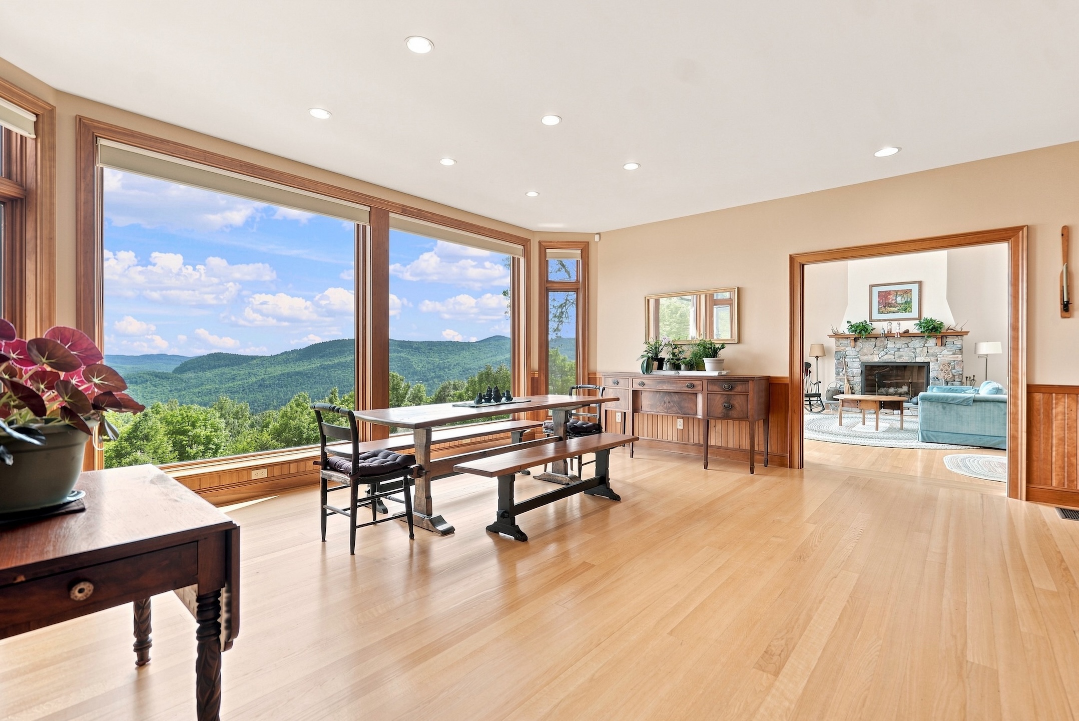  328 Hurricane Mountain Lane, Elizabethtown, NY, 12932 - 物件實景