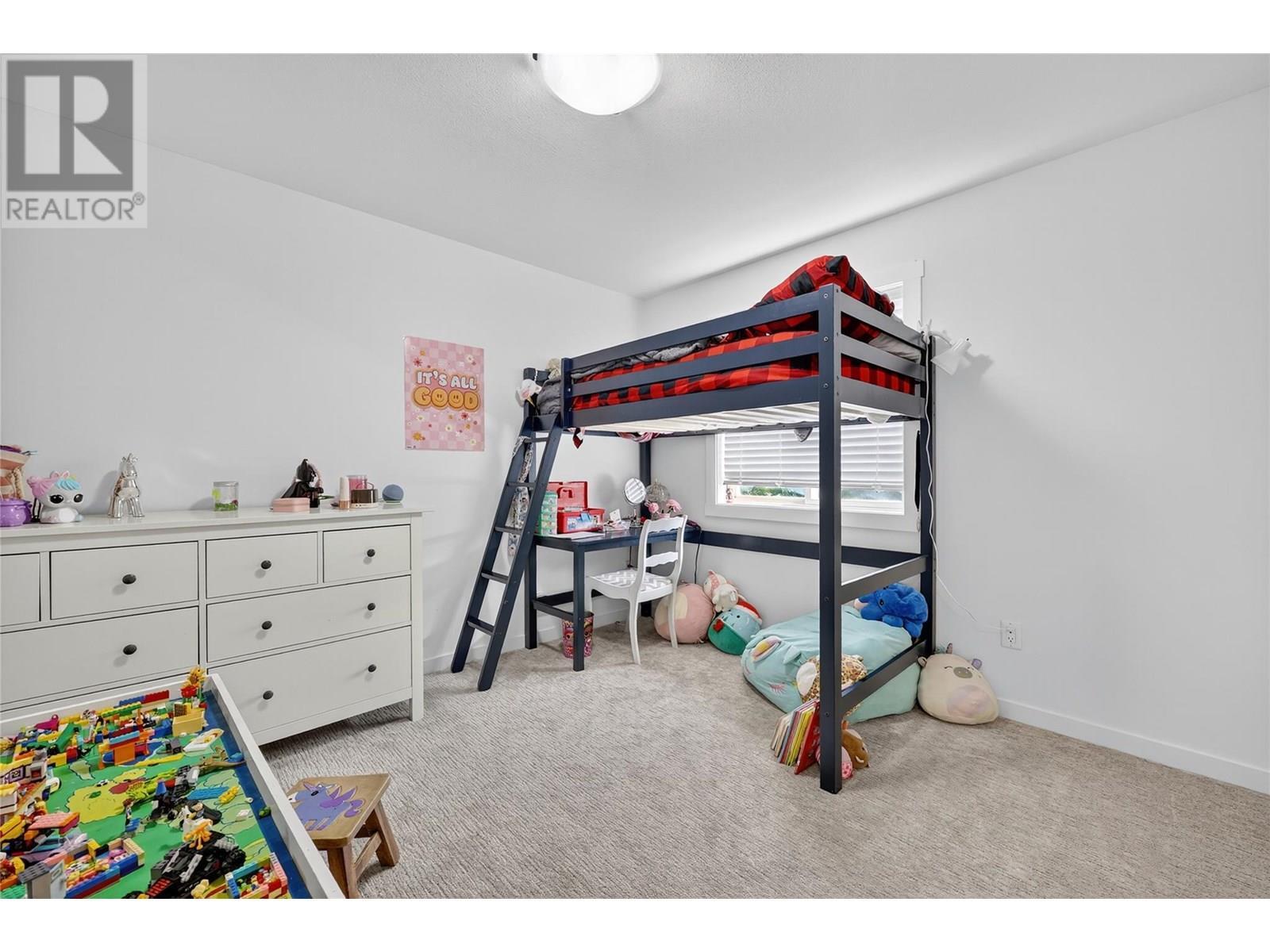 KELOWNA, British Columbia, V1W 4X9, CA, 4 Bedrooms Bedrooms, ,3 BathroomsBathrooms,Residential,For Sale,1898520