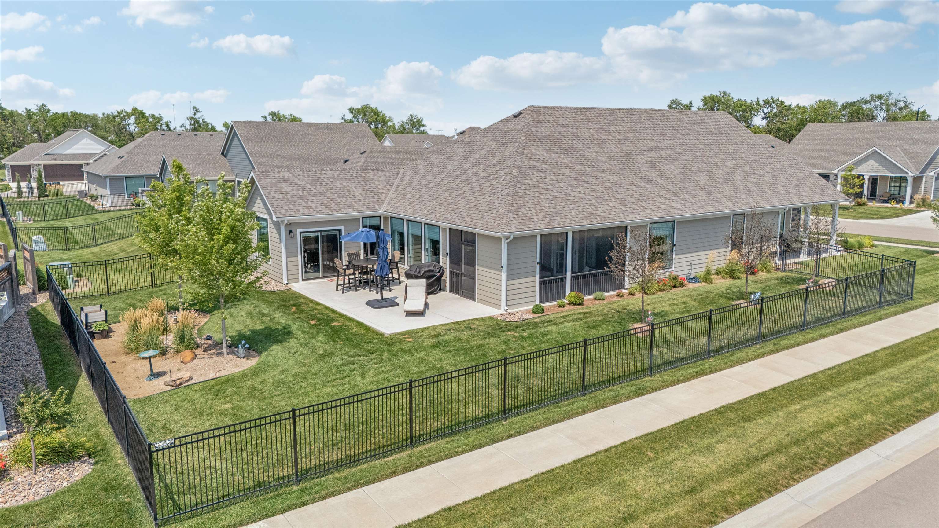 Andover, Kansas, 67002, United States, 2 Bedrooms Bedrooms, ,2 BathroomsBathrooms,Residential,For Sale,1891397