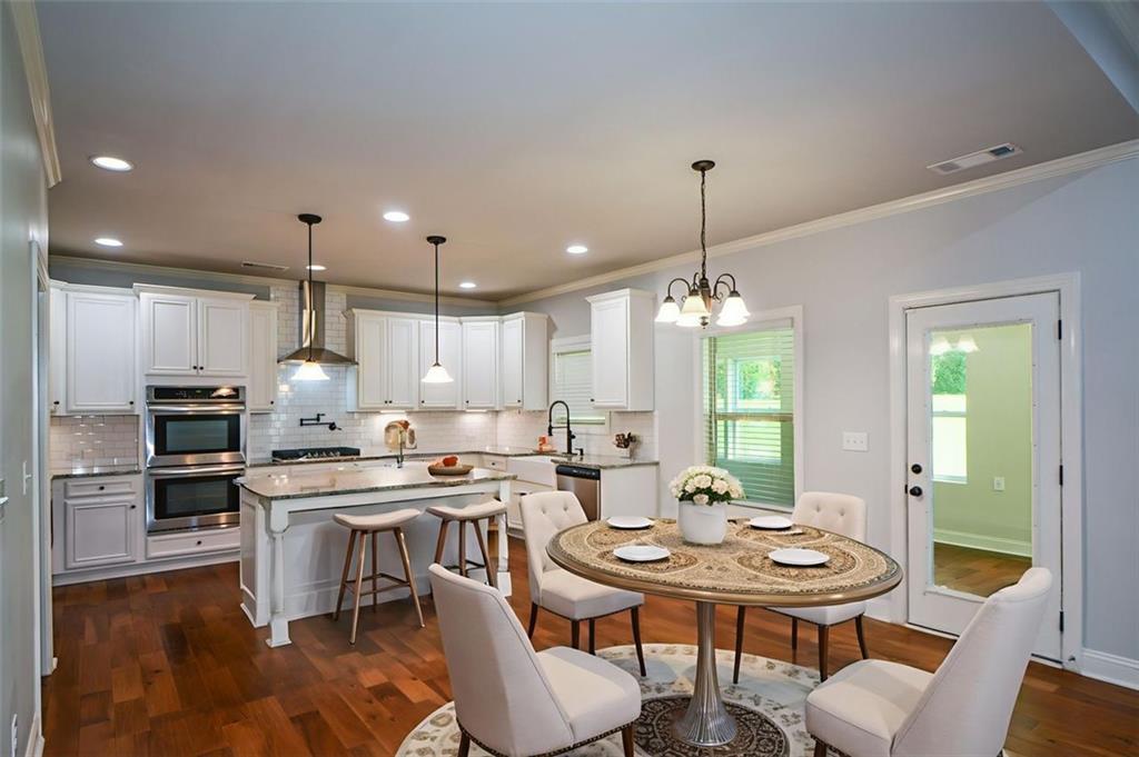Mcdonough, Georgia, 30252, United States, 5 Bedrooms Bedrooms, ,5 BathroomsBathrooms,Residential,For Sale,1932740