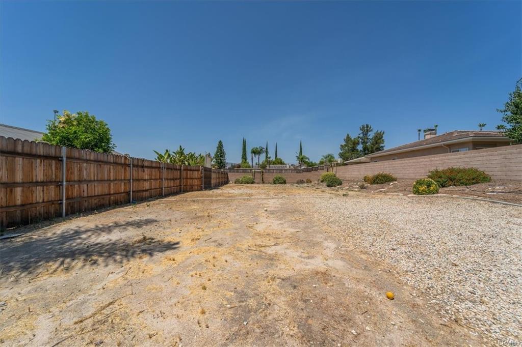 Hemet, California, 92544, United States, 4 Bedrooms Bedrooms, ,2 BathroomsBathrooms,Residential,For Sale,1899336