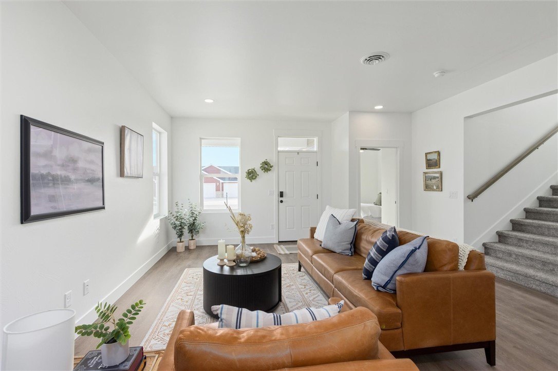 Billings, Montana, 59106, United States, 4 Bedrooms Bedrooms, ,3 BathroomsBathrooms,Residential,For Sale,1982622