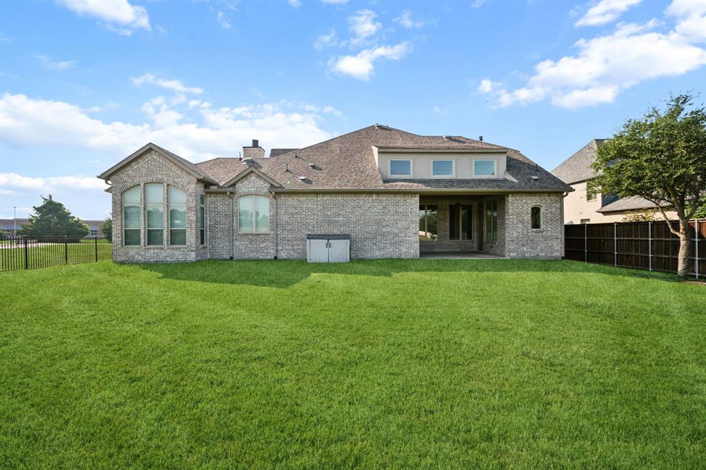 Prosper, Texas, 75078, United States, 5 Bedrooms Bedrooms, ,8 BathroomsBathrooms,Residential,For Sale,1901813