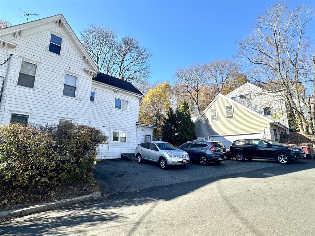 Revere, Massachusetts, 02151, United States, 5 Bedrooms Bedrooms, ,3 BathroomsBathrooms,Residential,For Sale,1935467