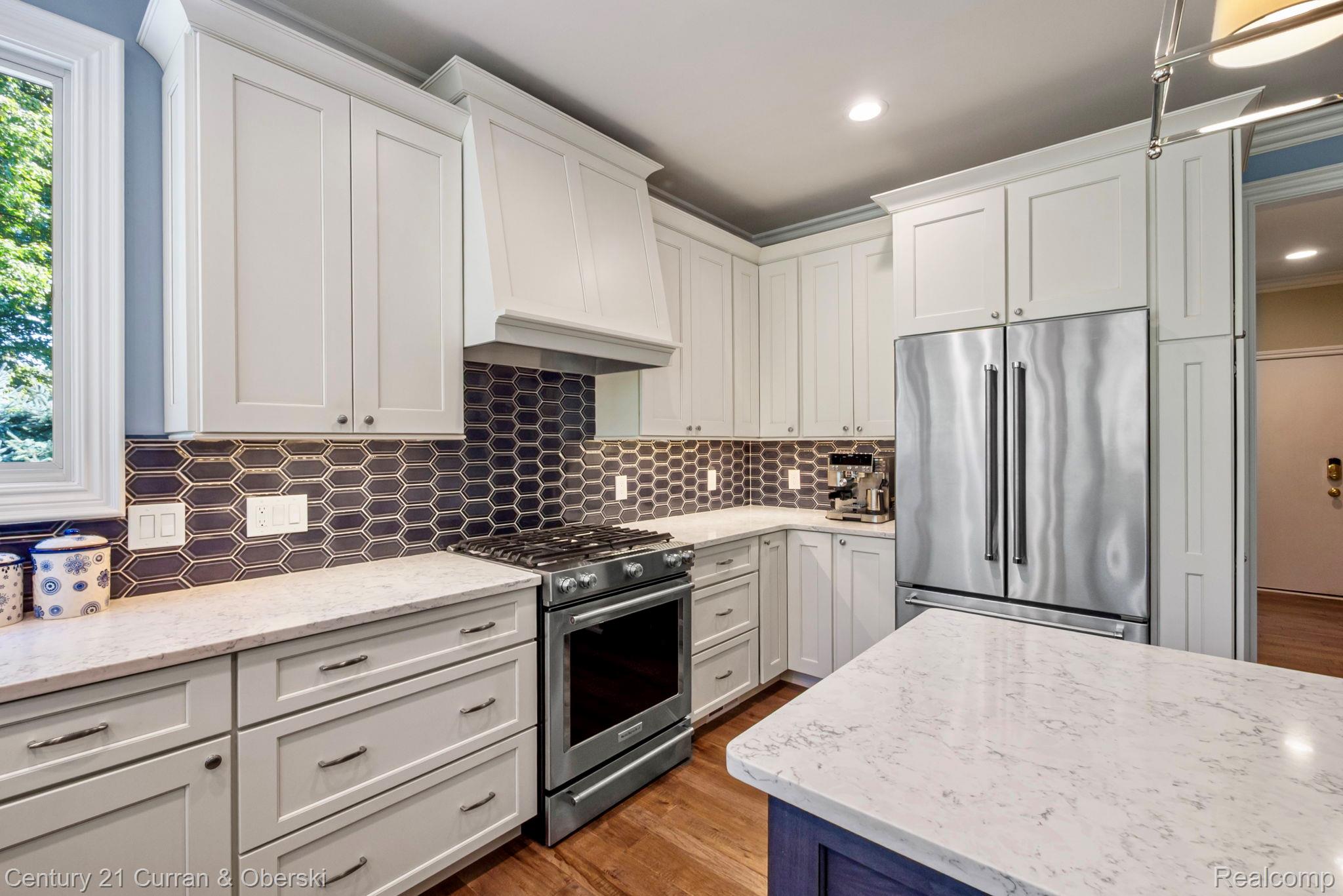 Novi, Michigan, 48374, United States, 4 Bedrooms Bedrooms, ,6 BathroomsBathrooms,Residential,For Sale,1914653