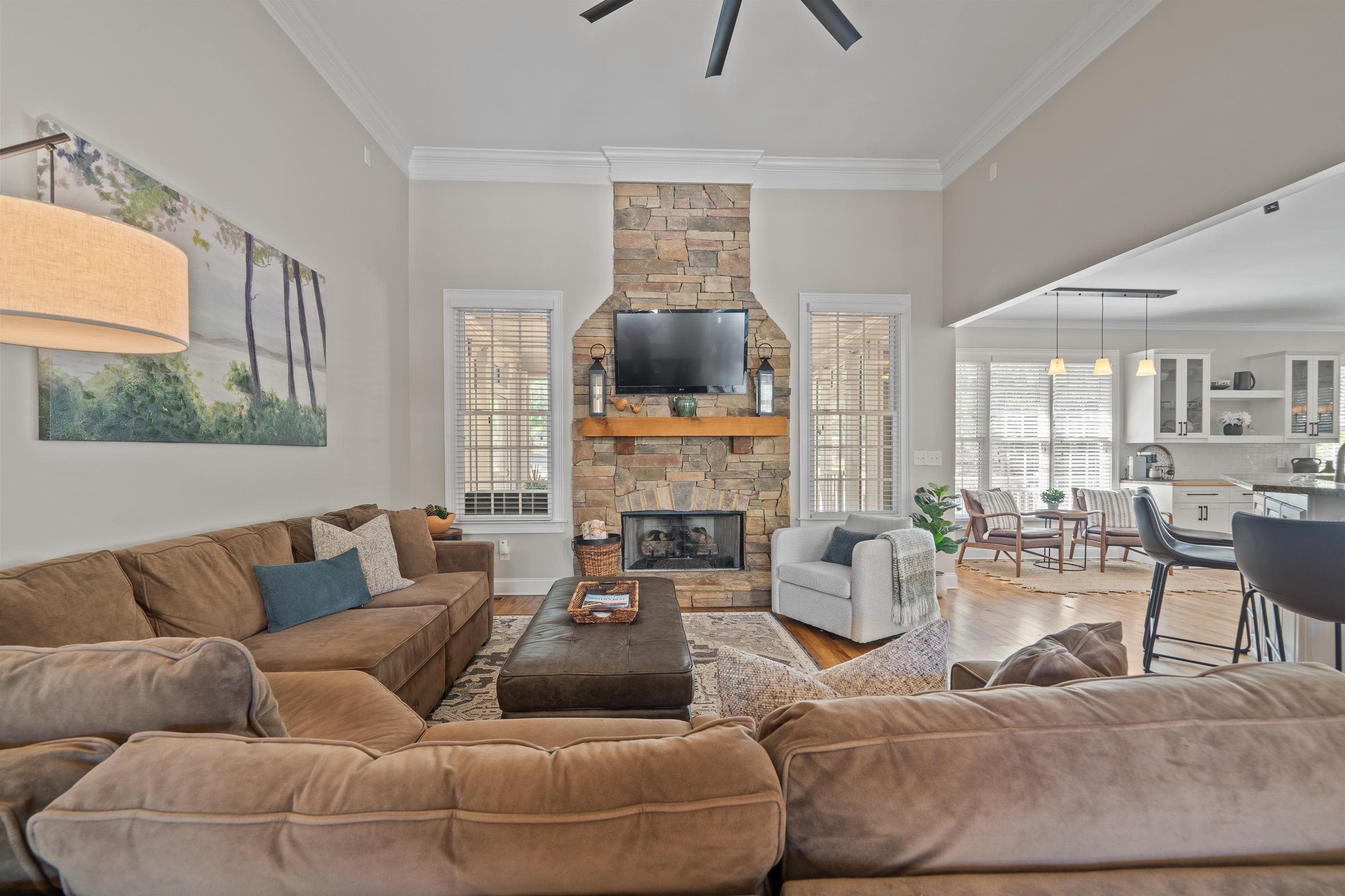 Eatonton, Georgia, 31024, United States, 3 Bedrooms Bedrooms, ,4 BathroomsBathrooms,Residential,For Sale,1885439