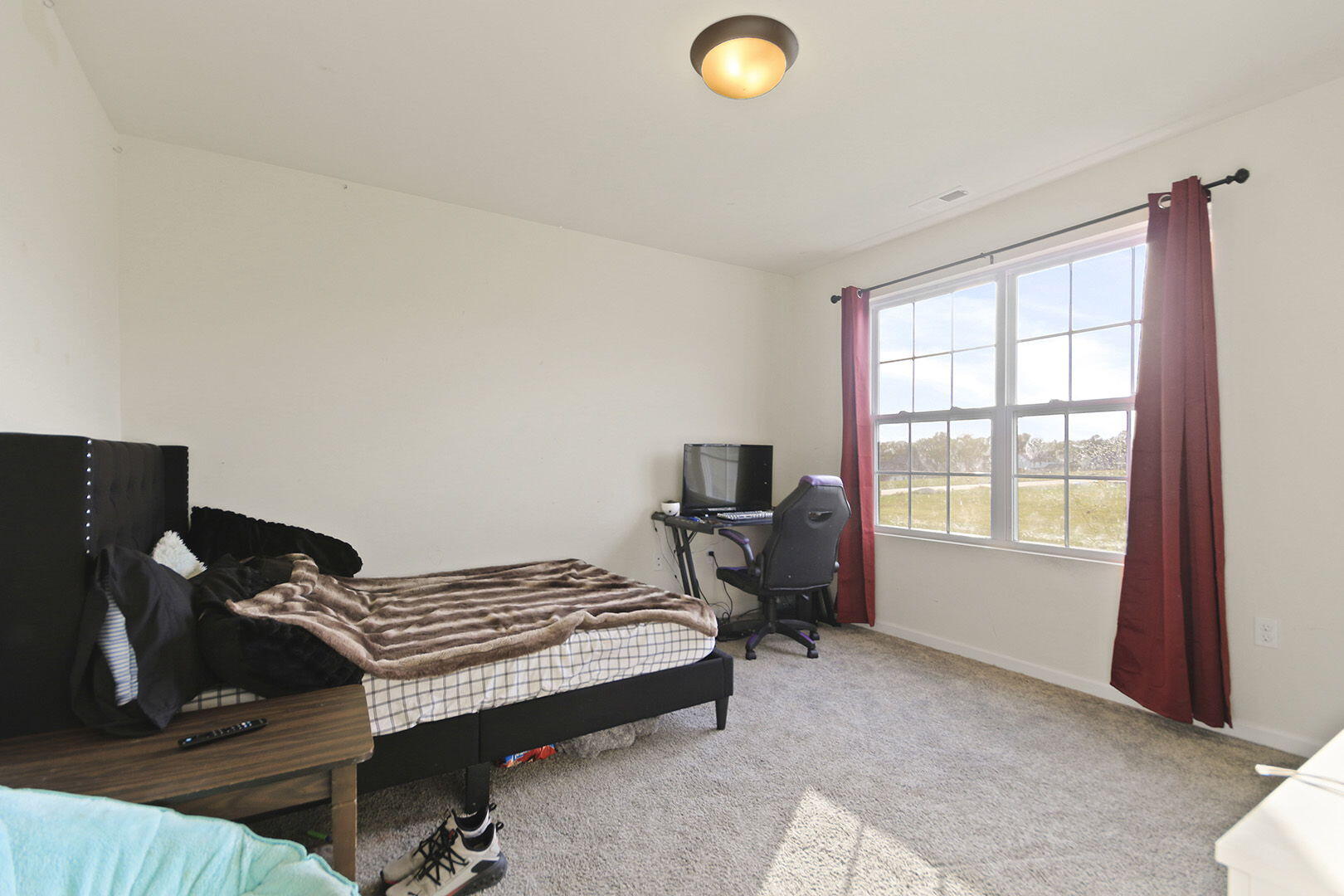 ASHLAND, Missouri, 65010, United States, 4 Bedrooms Bedrooms, ,3 BathroomsBathrooms,Residential,For Sale,1981891