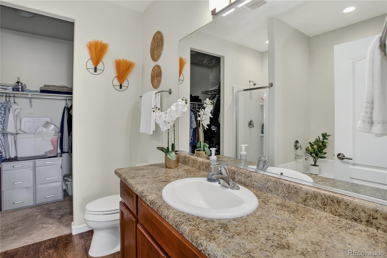 Dacono, Colorado, 80514, United States, 3 Bedrooms Bedrooms, ,2 BathroomsBathrooms,Residential,For Sale,1939654