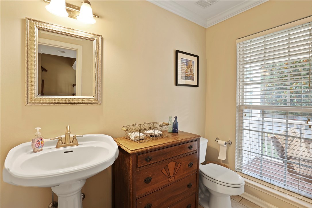 Savannah, Georgia, 31410, United States, 4 Bedrooms Bedrooms, ,3 BathroomsBathrooms,Residential,For Sale,1847240