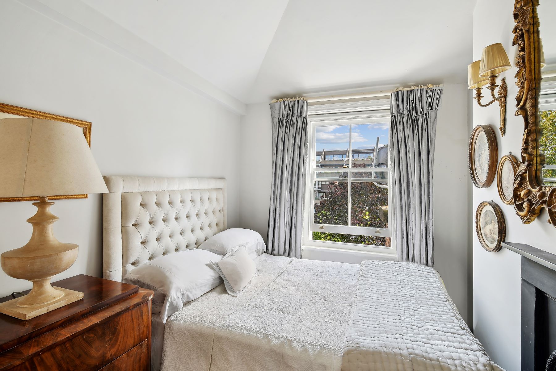  Beautiful Grade II listed Georgian house in Connaught Village - 物件實景