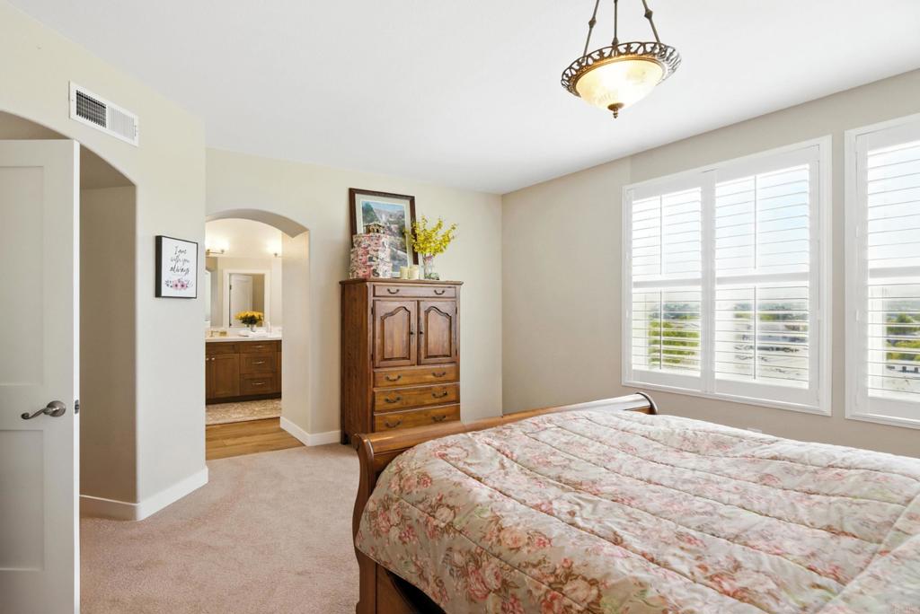 San Diego, California, 92128, United States, 2 Bedrooms Bedrooms, ,3 BathroomsBathrooms,Residential,For Sale,1920017