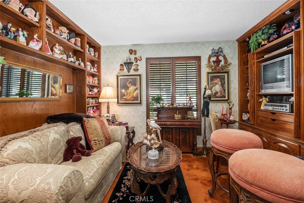 Mission Viejo, California, 92692, United States, 2 Bedrooms Bedrooms, ,1 BathroomBathrooms,Residential,For Sale,1989718