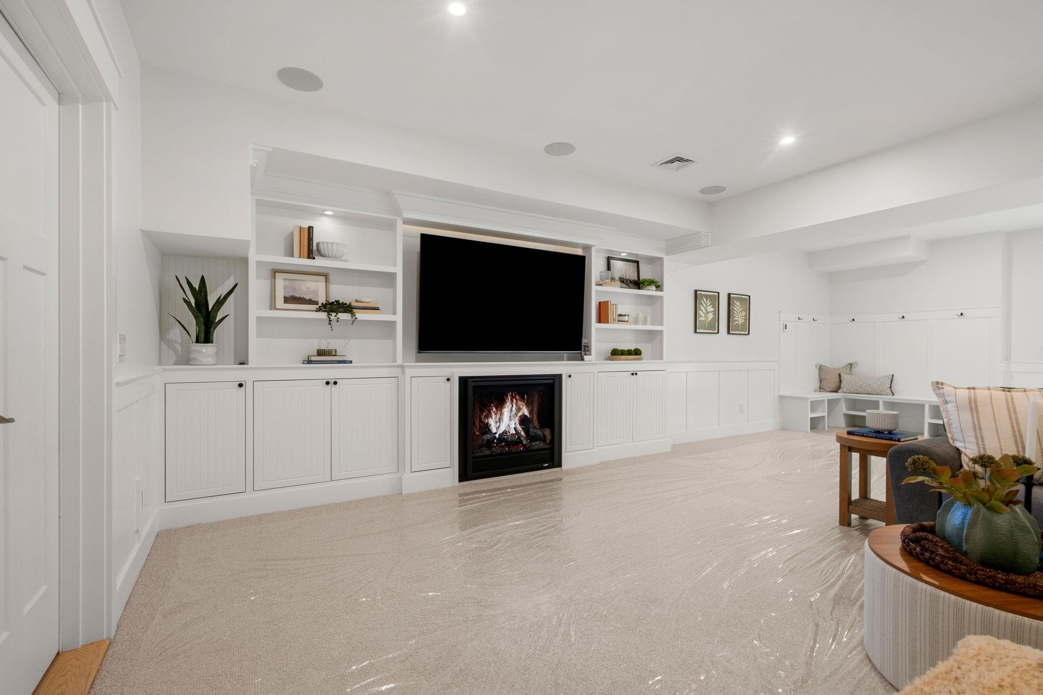 Bedford, New Hampshire, 03110, United States, 4 Bedrooms Bedrooms, ,5 BathroomsBathrooms,Residential,For Sale,1924713