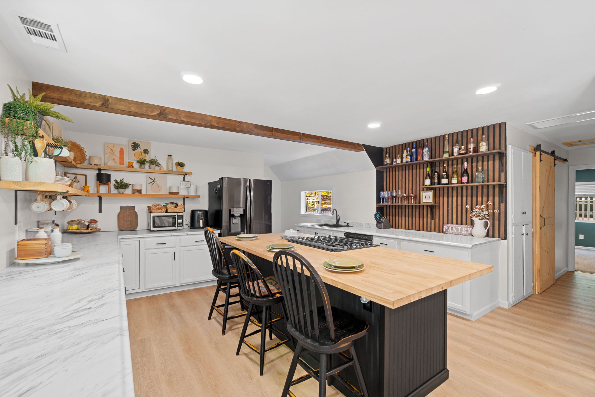  4934 Cedar Drive, Camino, CA 95709 - 物件實景