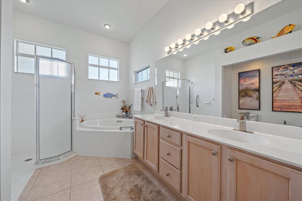 Osprey, Florida, 34229, United States, 4 Bedrooms Bedrooms, ,2 BathroomsBathrooms,Residential,For Sale,1796983