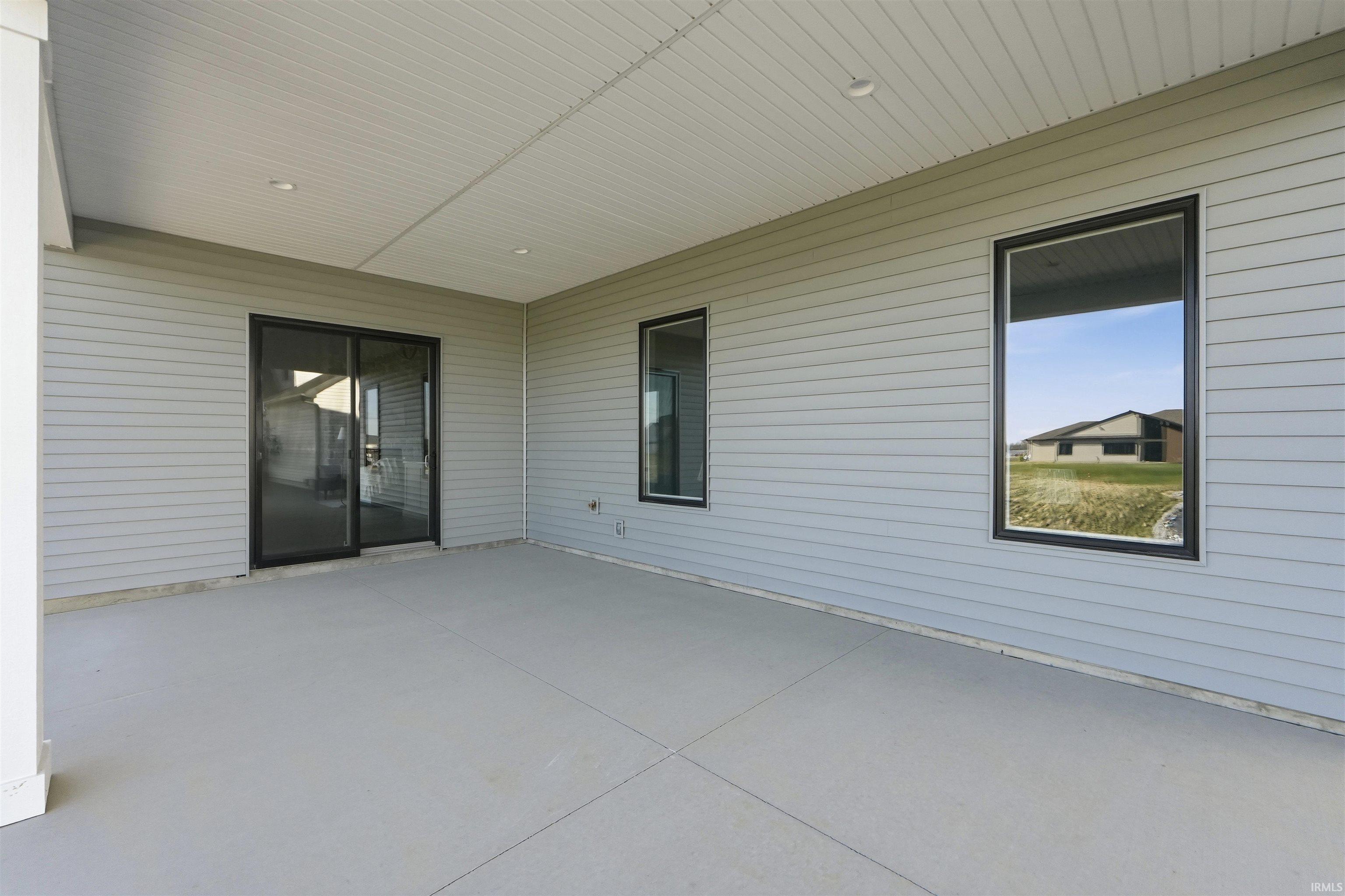 Fort Wayne, Indiana, 46814, United States, 3 Bedrooms Bedrooms, ,3 BathroomsBathrooms,Residential,For Sale,2026433