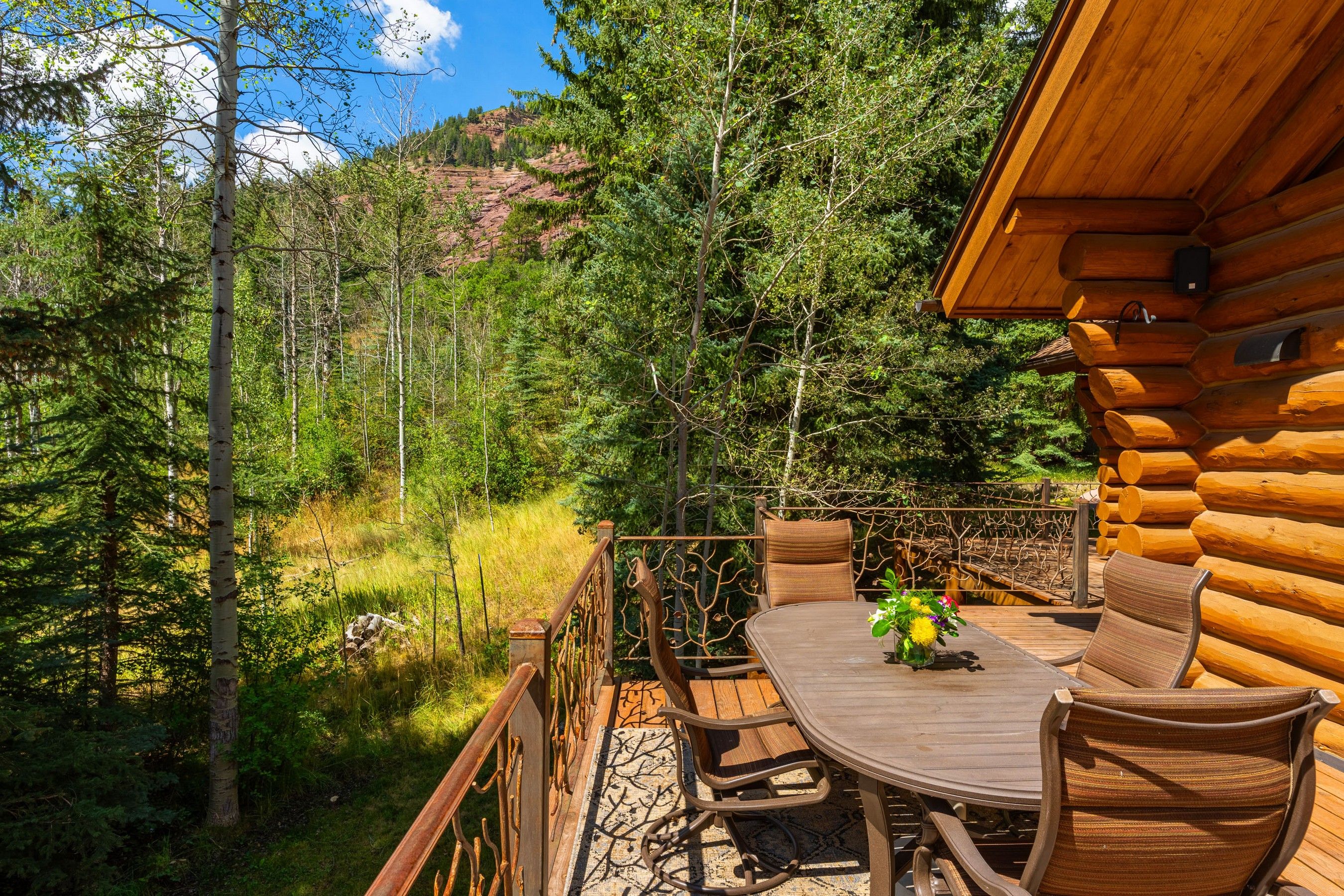  Private Mountain Escape on 32 Acres Near Redstone - 物件實景
