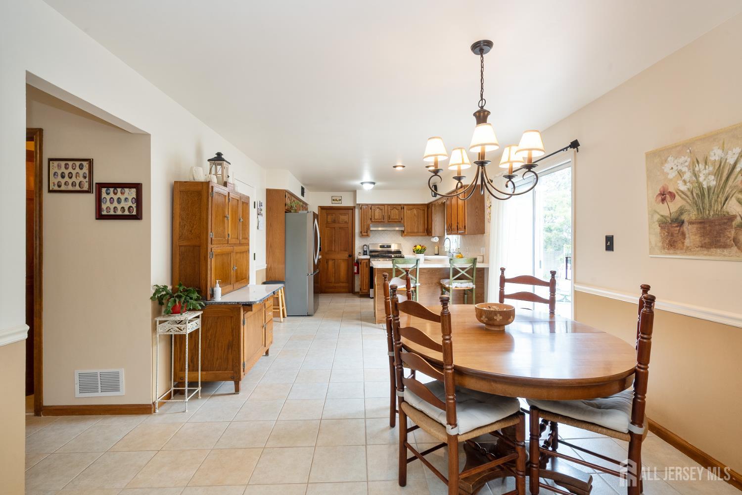 Piscataway, New Jersey, 08854, United States, 4 Bedrooms Bedrooms, ,3 BathroomsBathrooms,Residential,For Sale,1979846