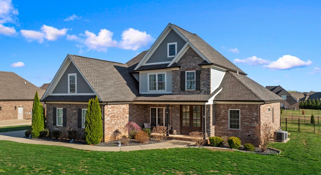 Alvaton, Kentucky, 42122, United States, 5 Bedrooms Bedrooms, ,4 BathroomsBathrooms,Residential,For Sale,1939177