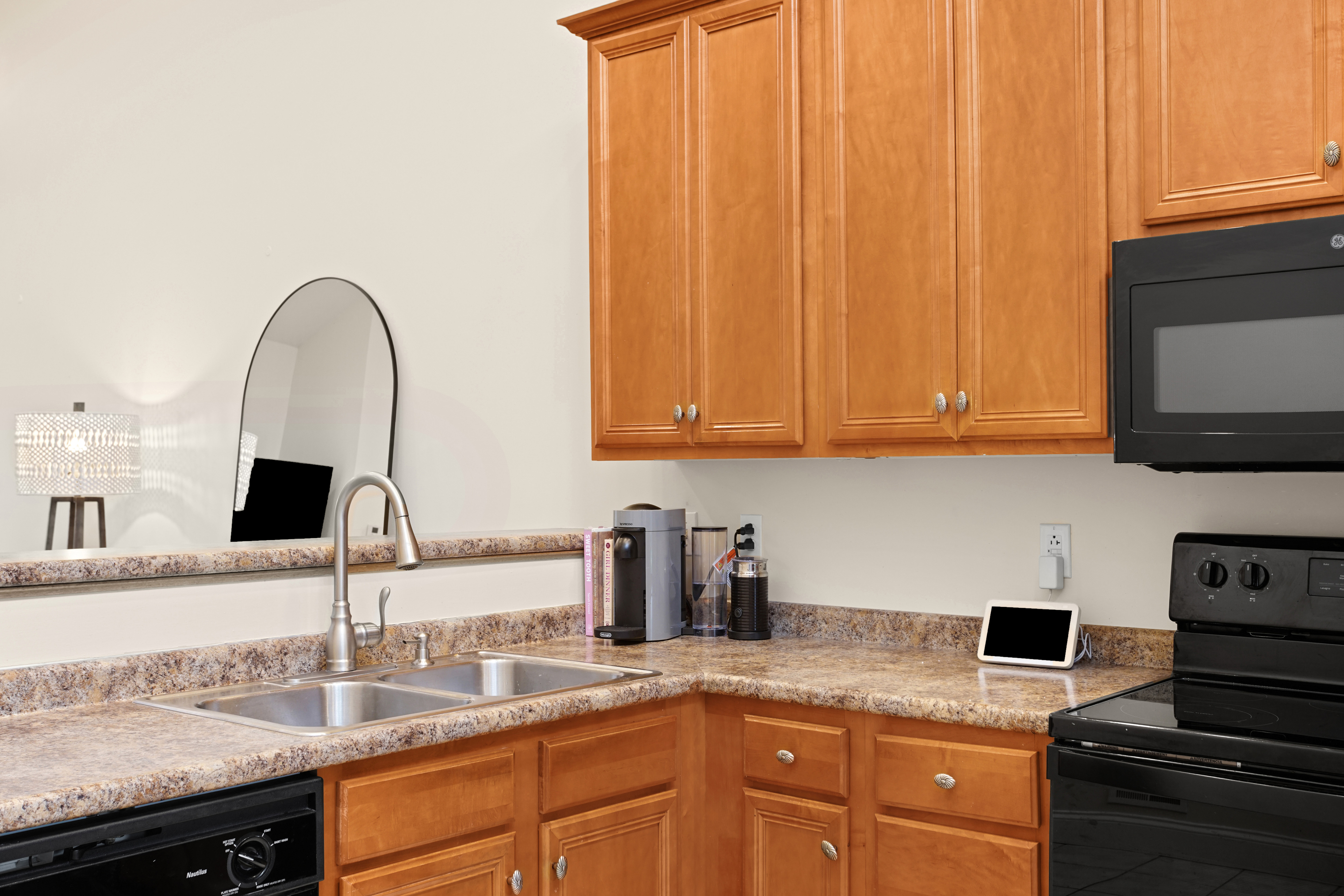  2010 Bandek Lane, Lawrence, PA 15055 - 物件實景