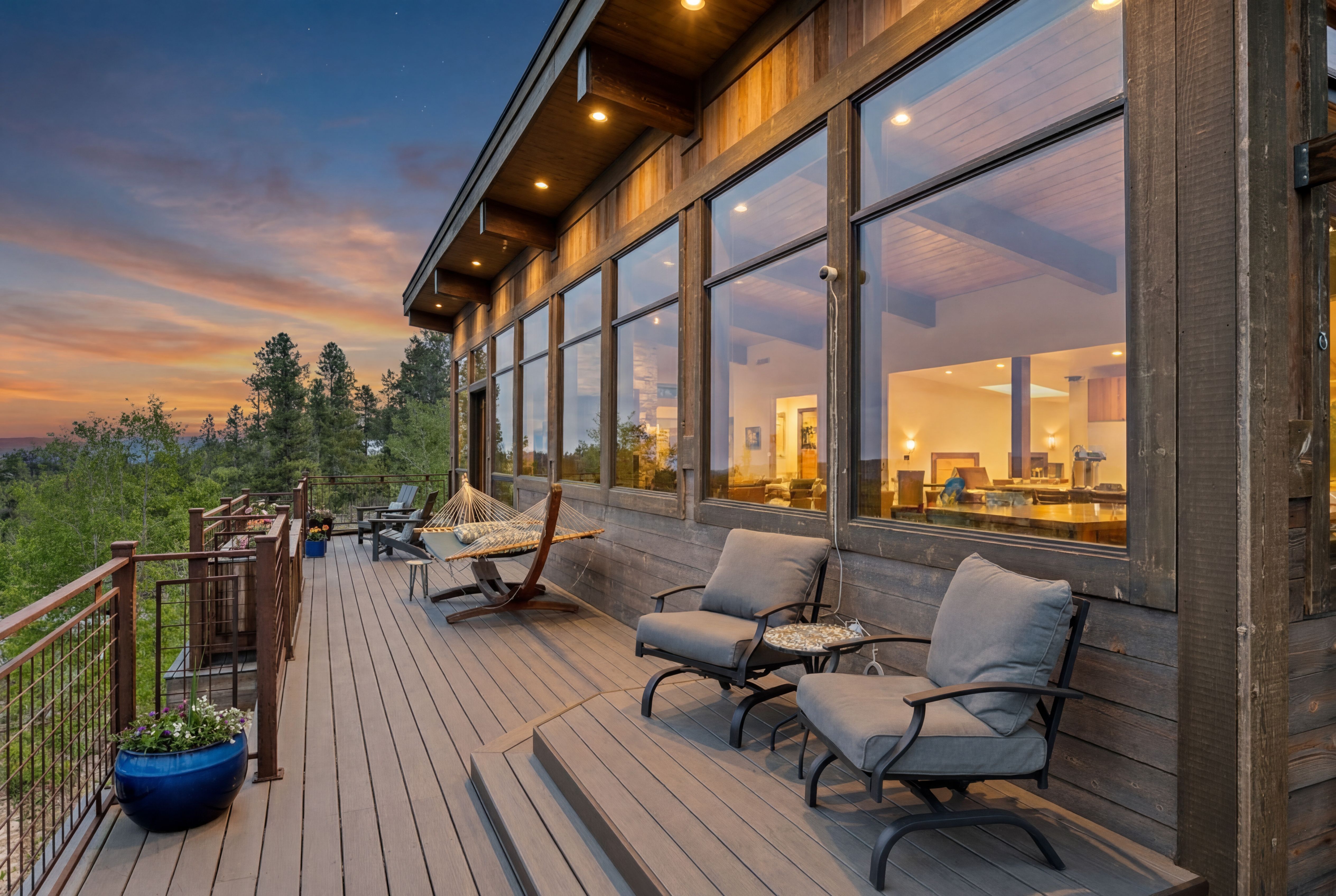 Custom Retreat with Unobstructed Views - 物件實景