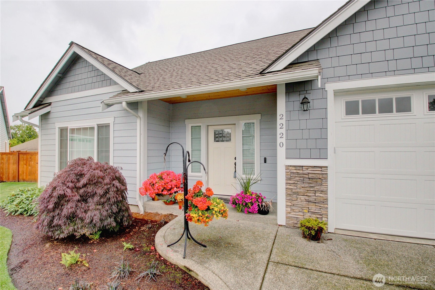 Mount Vernon, Washington, 98273, United States, 3 Bedrooms Bedrooms, ,3 BathroomsBathrooms,Residential,For Sale,1975084