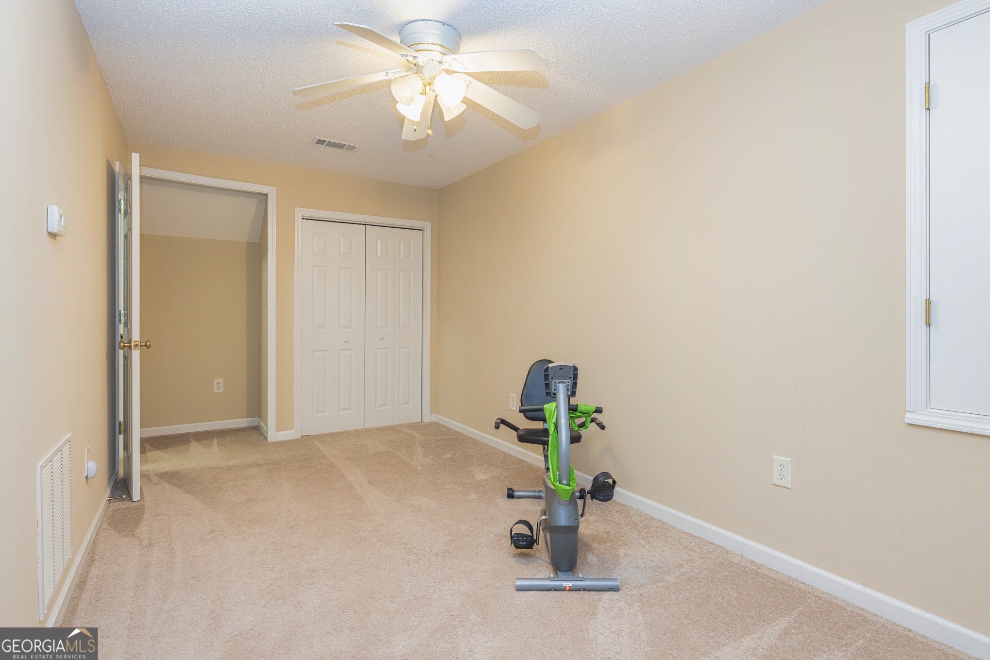 Newnan, Georgia, 30263, United States, 5 Bedrooms Bedrooms, ,6 BathroomsBathrooms,Residential,For Sale,1915422