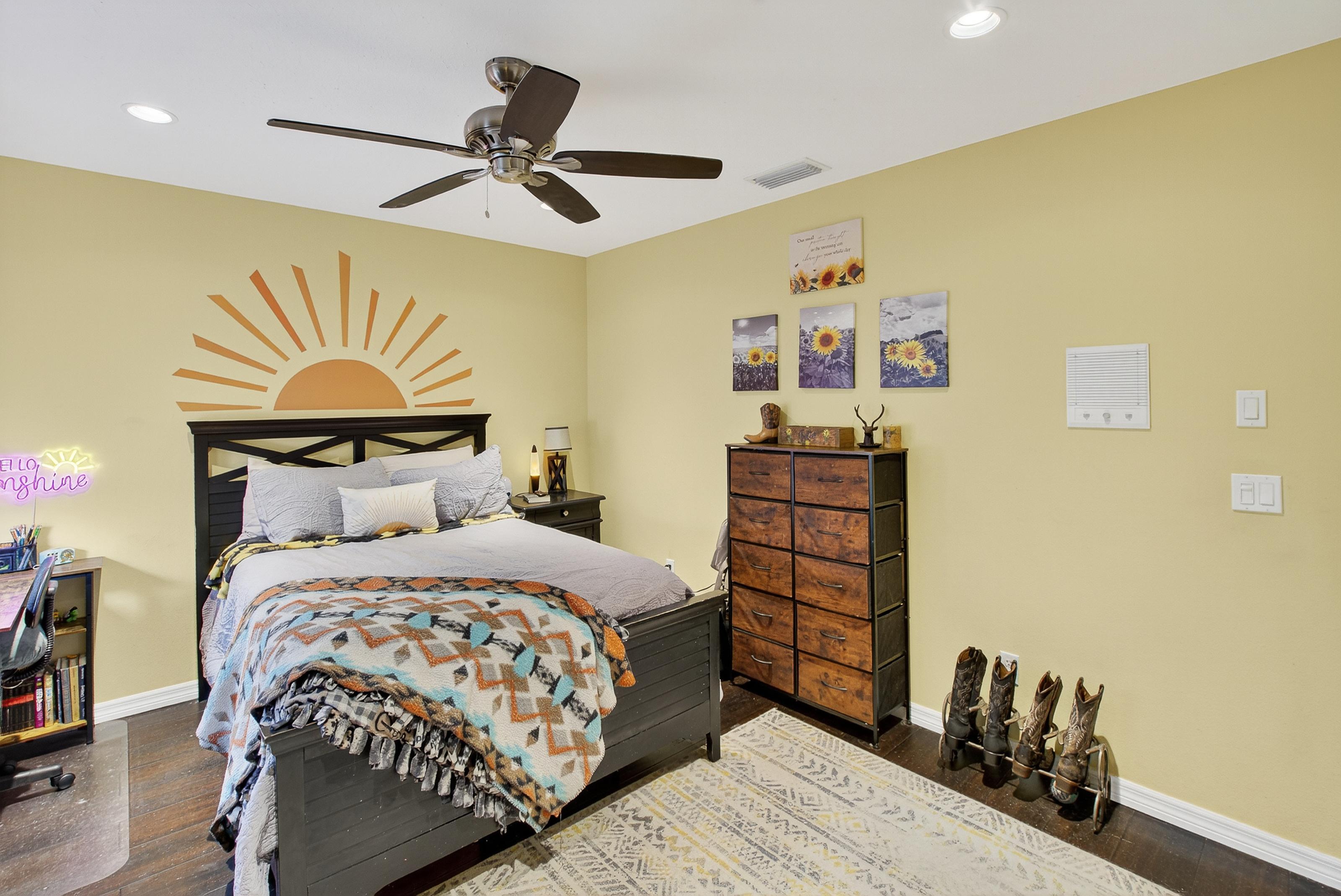 Wimauma, Florida, 33598, United States, 3 Bedrooms Bedrooms, ,3 BathroomsBathrooms,Residential,For Sale,1983978