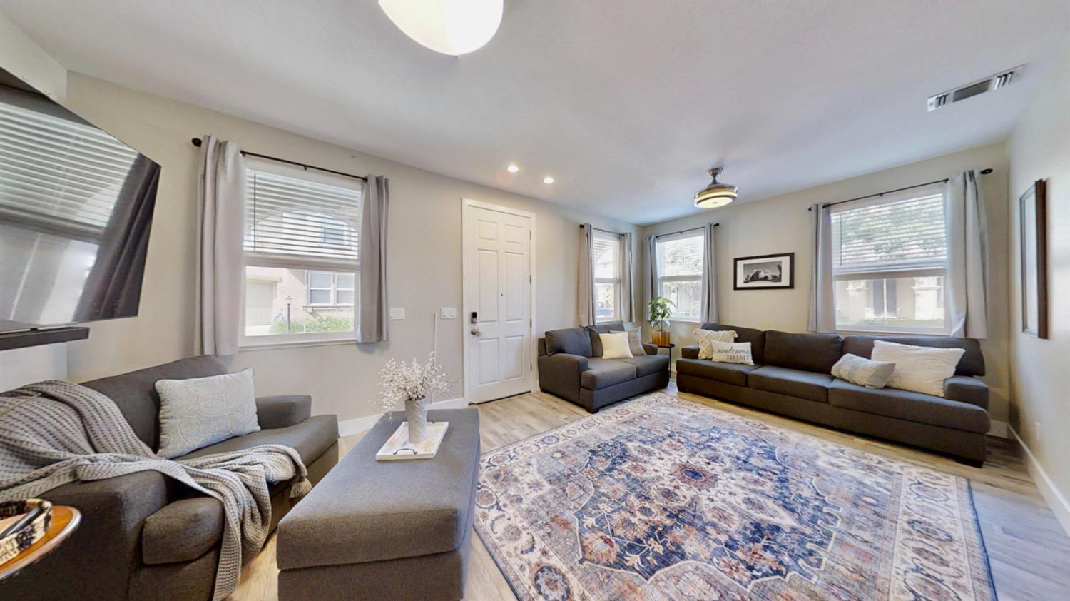 Sacramento, California, 95835, United States, 4 Bedrooms Bedrooms, ,3 BathroomsBathrooms,Residential,For Sale,1887993